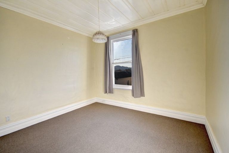 Photo of property in 64 Wesley Street, South Dunedin, Dunedin, 9012