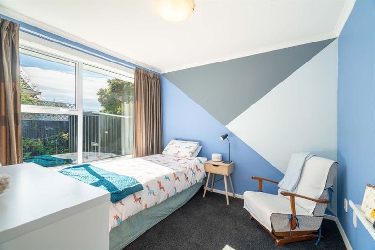 Photo of property in 12 Farrington Avenue, Bishopdale, Christchurch, 8053