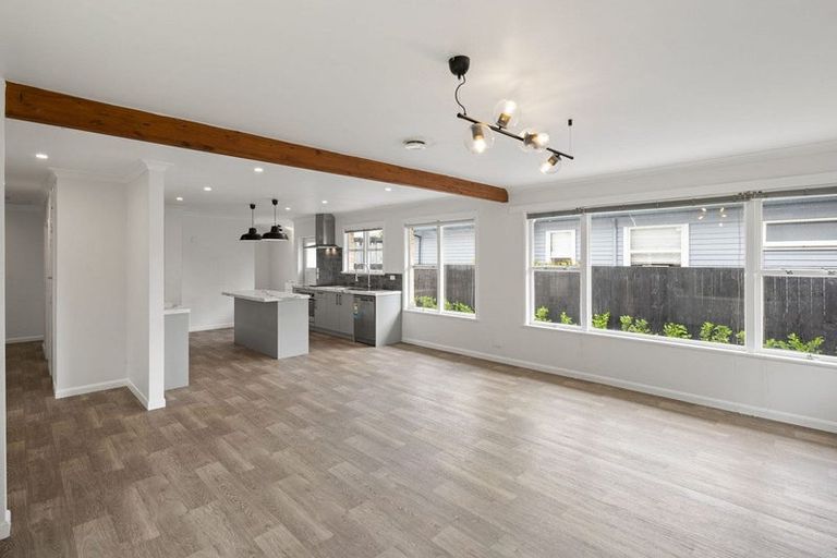 Photo of property in 86 Grey Street, Cambridge, 3434