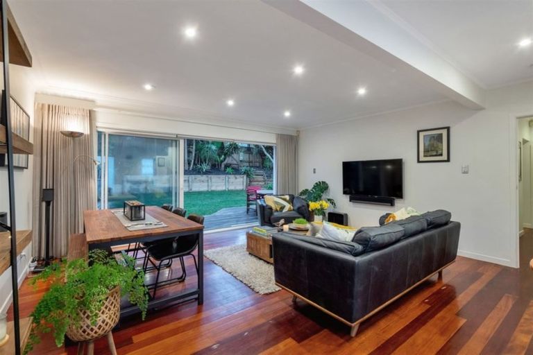 Photo of property in 1/20 Sunrise Avenue, Mairangi Bay, Auckland, 0630