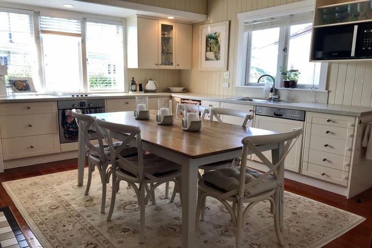 Photo of property in 16a Kowhai Road, Campbells Bay, Auckland, 0630