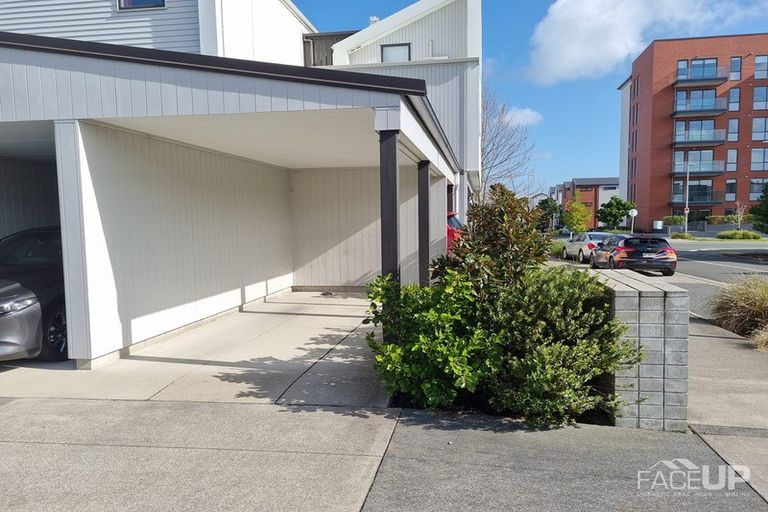 Photo of property in 24 Mapou Road, Hobsonville, Auckland, 0616