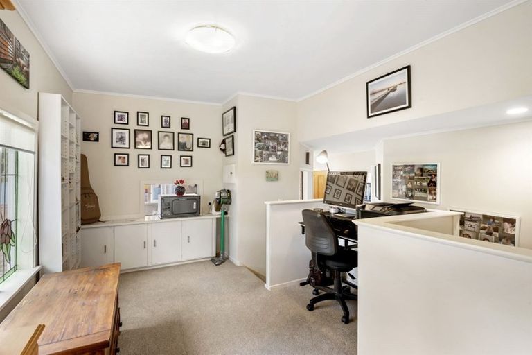 Photo of property in 4 Leigh Terrace, Bayview, Auckland, 0629