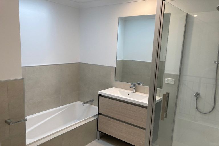 Photo of property in 19b O'meara Street, Swanson, Auckland, 0614