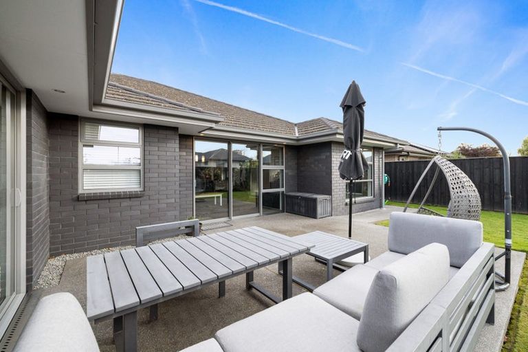 Photo of property in 32 Parklea Avenue, Halswell, Christchurch, 8025