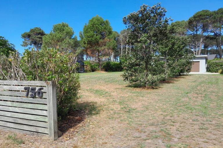 Photo of property in 756 Matarangi Drive, Matarangi, Whitianga, 3592