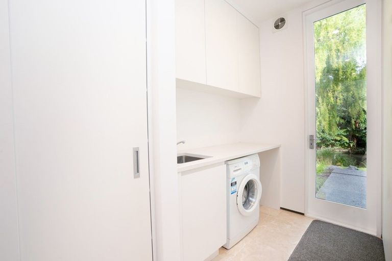 Photo of property in 100a Glandovey Road, Fendalton, Christchurch, 8052