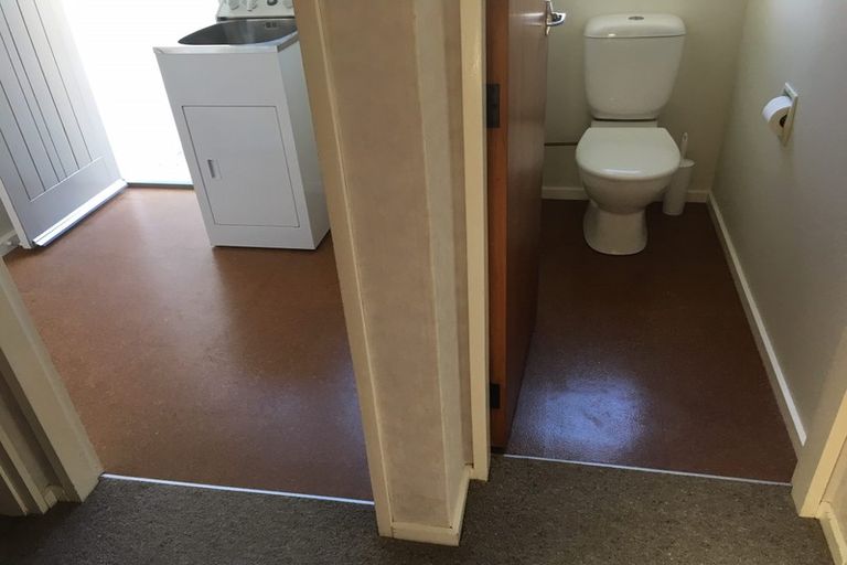 Photo of property in 58a Warwick Street, Wilton, Wellington, 6012