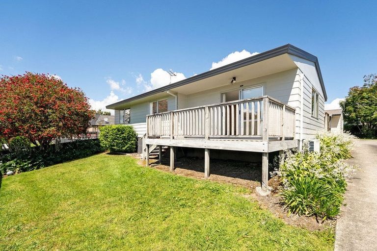 Photo of property in 1/102 Windermere Drive, Poike, Tauranga, 3112
