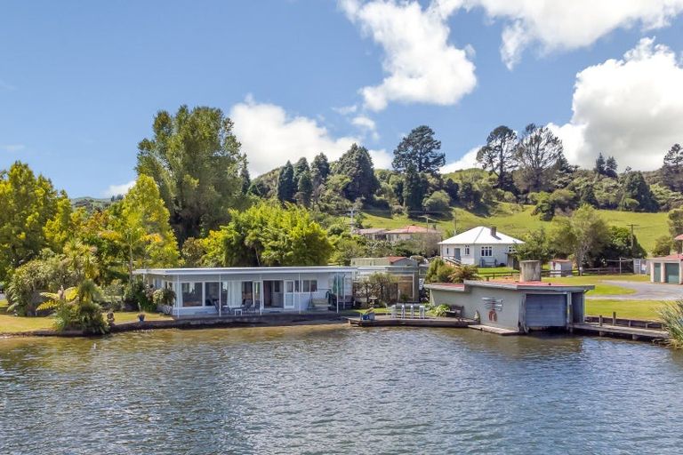 Photo of property in 127 Okere Road, Okere Falls, Rotorua, 3074
