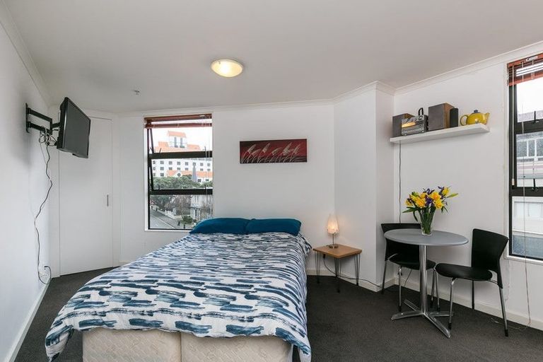 Photo of property in Aitken Street Apartments, 312/5 Aitken Street, Thorndon, Wellington, 6011