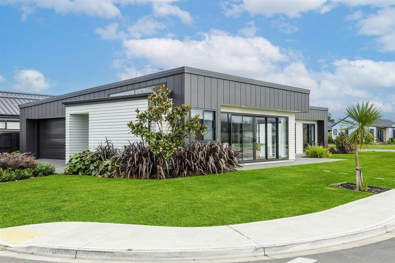 Photo of property in 2 John Raven Lane, Woodend, 7610