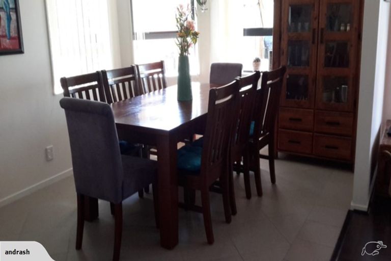 Photo of property in 66b Waimumu Road, Massey, Auckland, 0614