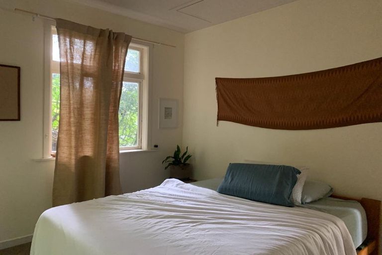 Photo of property in 169 Houghton Bay Road, Houghton Bay, Wellington, 6023