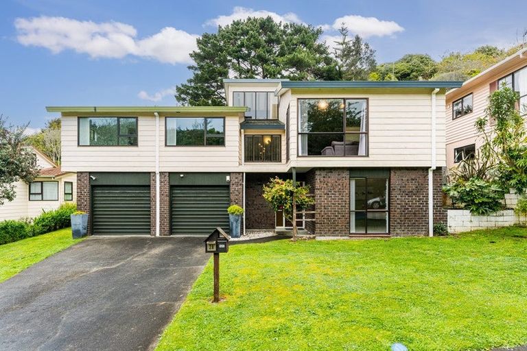 Photo of property in 28 Peterhouse Street, Tawa, Wellington, 5028