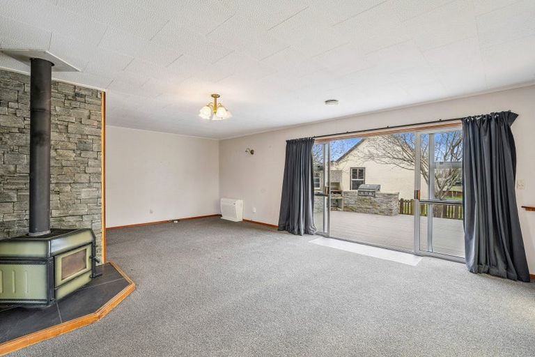 Photo of property in 20 Meadow Street, Lumsden, 9730