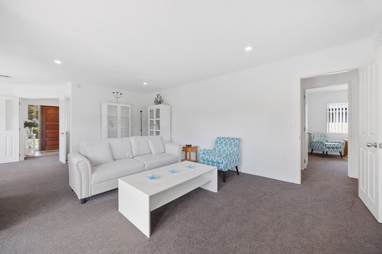 Photo of property in 9 Starlight Cove, Hobsonville, Auckland, 0618