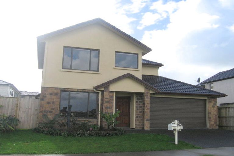 Photo of property in 21 Cambrian Crescent, Flat Bush, Auckland, 2016