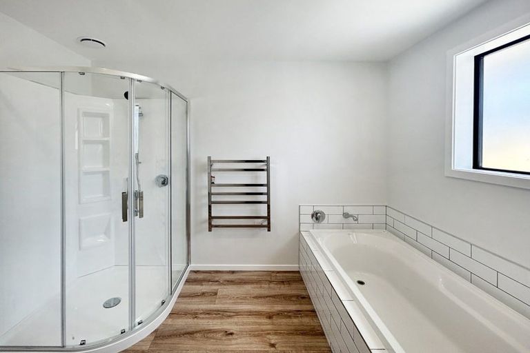 Photo of property in 28 Rangiora Street, Castlecliff, Wanganui, 4501