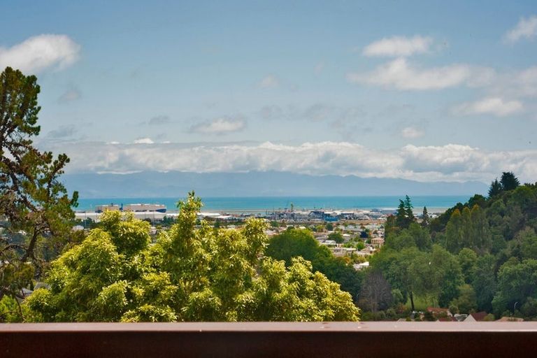Photo of property in 118 Cleveland Terrace, Maitai, Nelson, 7010