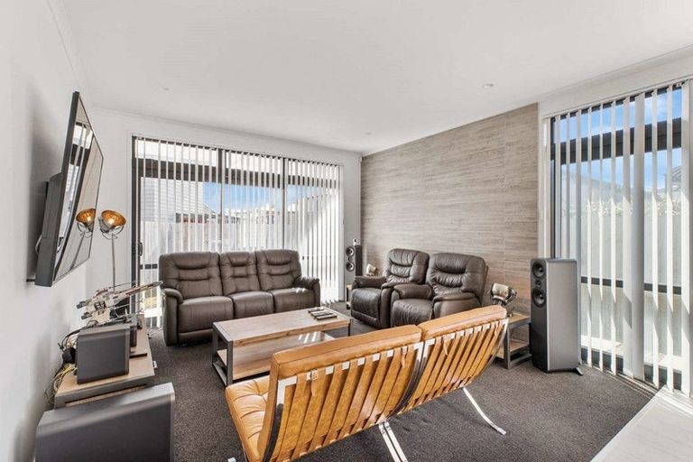 Photo of property in 1 Fermi Lane, Papakura, 2110