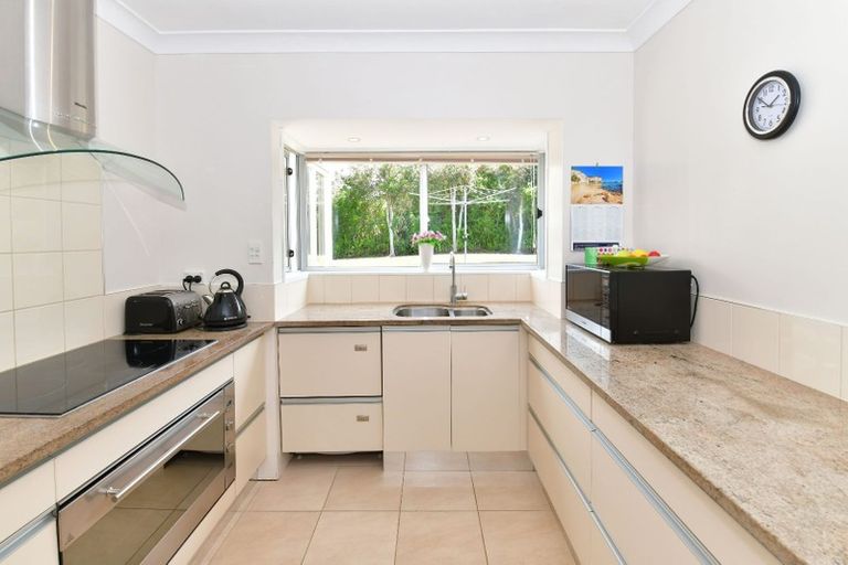 Photo of property in 17 Dalton Road, Snells Beach, 0920