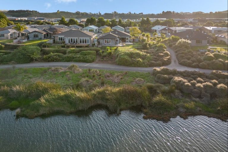 Photo of property in 31 Scoria Close, Pyes Pa, Tauranga, 3112