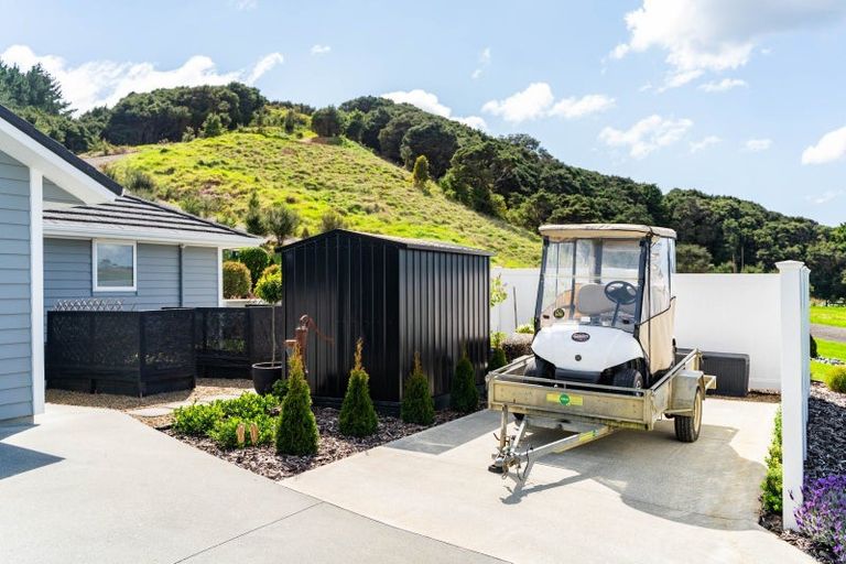 Photo of property in 18 Woodleigh Lane, Mangawhai, 0573