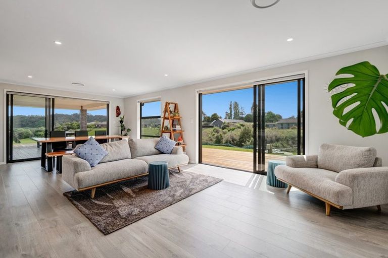 Photo of property in 22 Awatiro Drive, Kaukapakapa, 0871