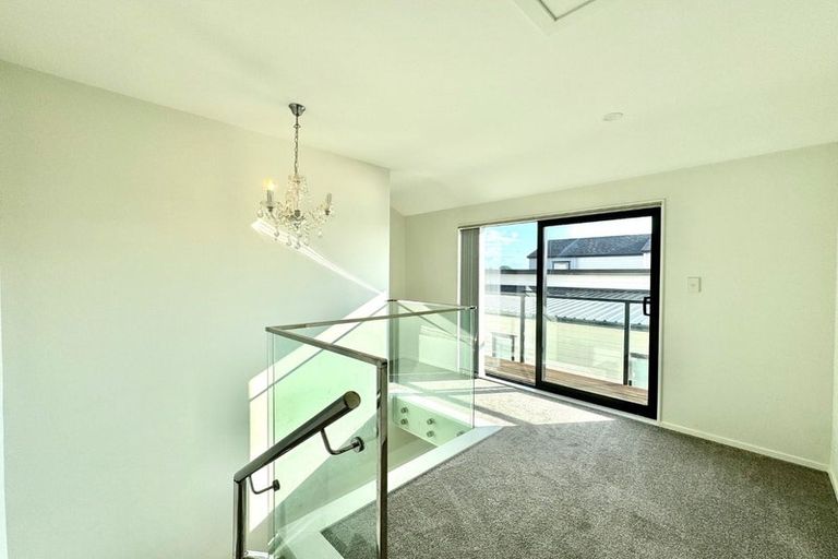 Photo of property in 10 Bliss Court, Takanini, 2110