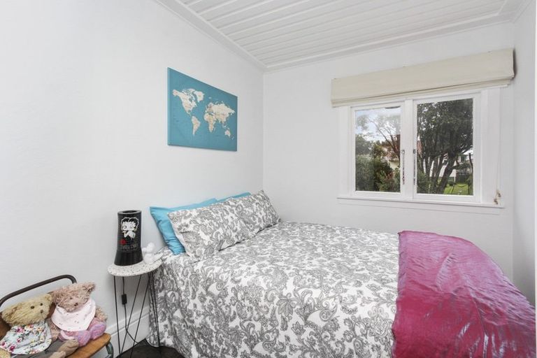 Photo of property in 55 Vivian Street, New Plymouth, 4310