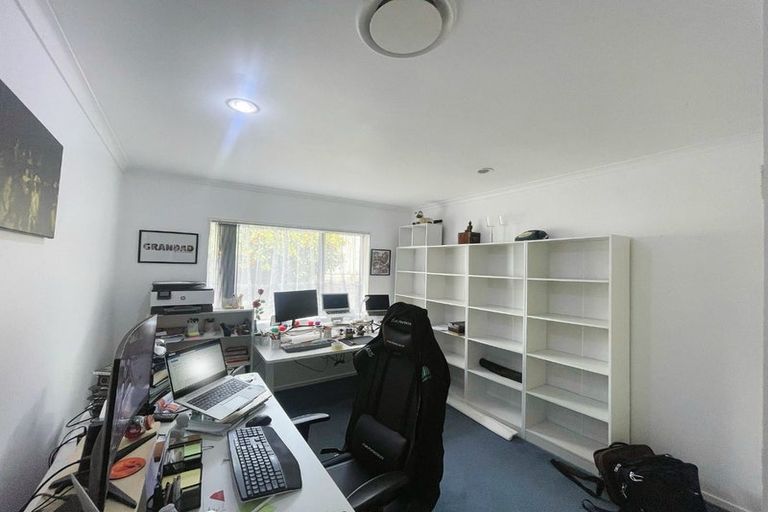 Photo of property in 10 Basra Drive, Henderson, Auckland, 0612