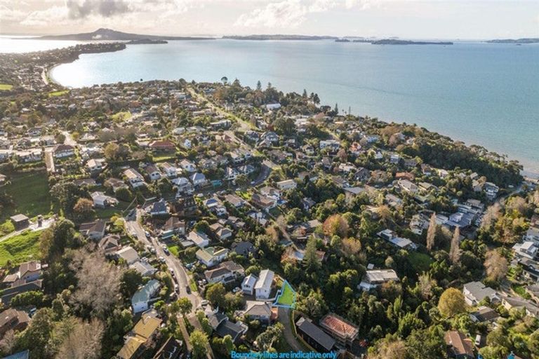 Photo of property in 38a Colmar Road, Mellons Bay, Auckland, 2014