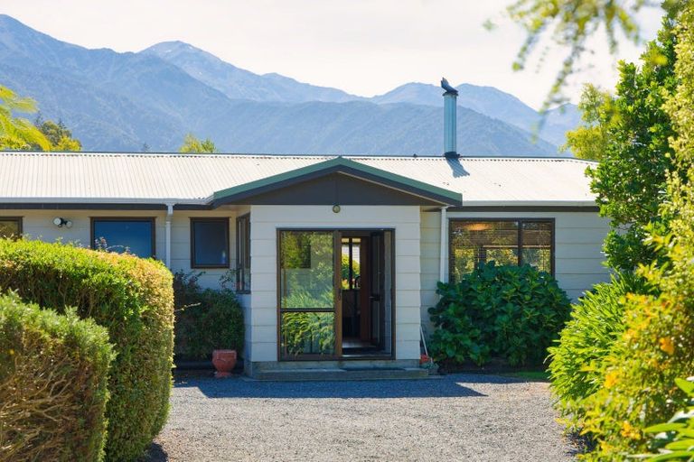 Photo of property in 276 Schoolhouse Road, Kaikoura Flat, Kaikoura, 7371