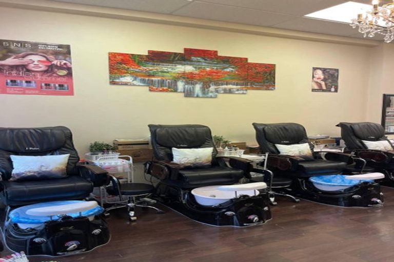 Photo of property in 18 Panama Street, Martinborough, 5711