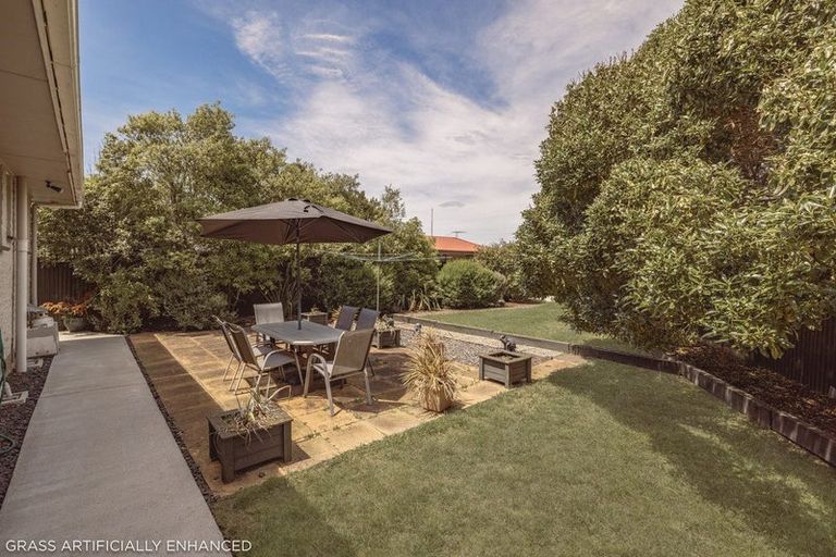 Photo of property in 193 Beach Road, North New Brighton, Christchurch, 8083