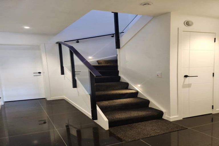 Photo of property in 64 Central Terrace, Kelburn, Wellington, 6012