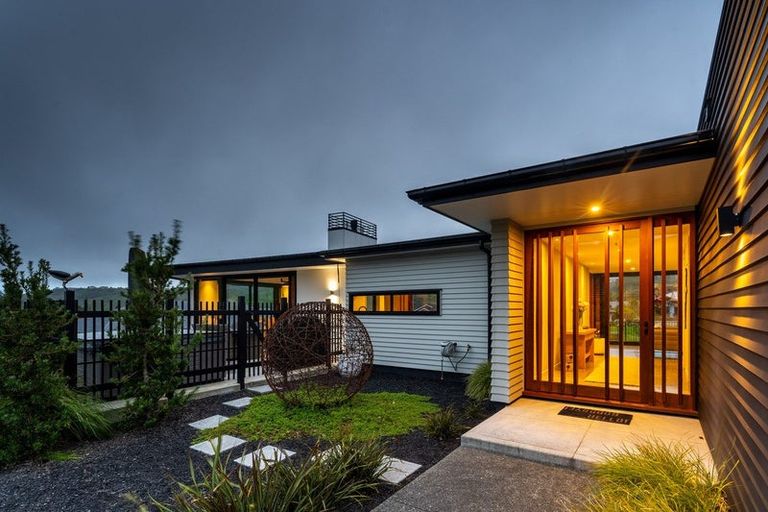 Photo of property in 1 Appletree Way, Stoke, Nelson, 7011