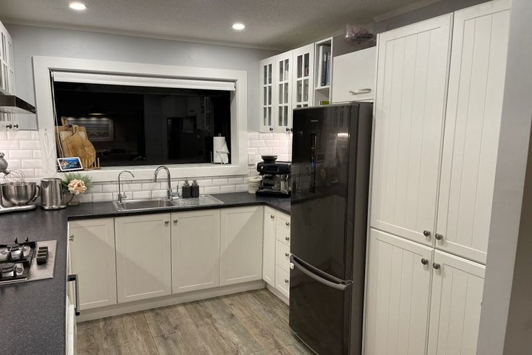 Photo of property in 2/12 Norfolk Street, Regent, Whangarei, 0112