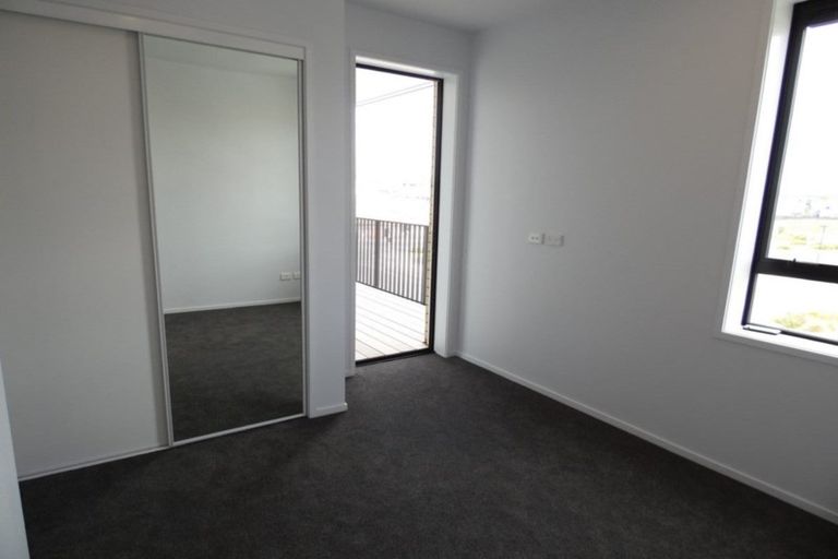 Photo of property in 204/77 Hobsonville Point Road, Hobsonville, Auckland, 0616