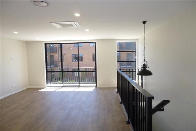 Photo of property in 18 Village Quarter Lane, Frankton, Hamilton, 3204