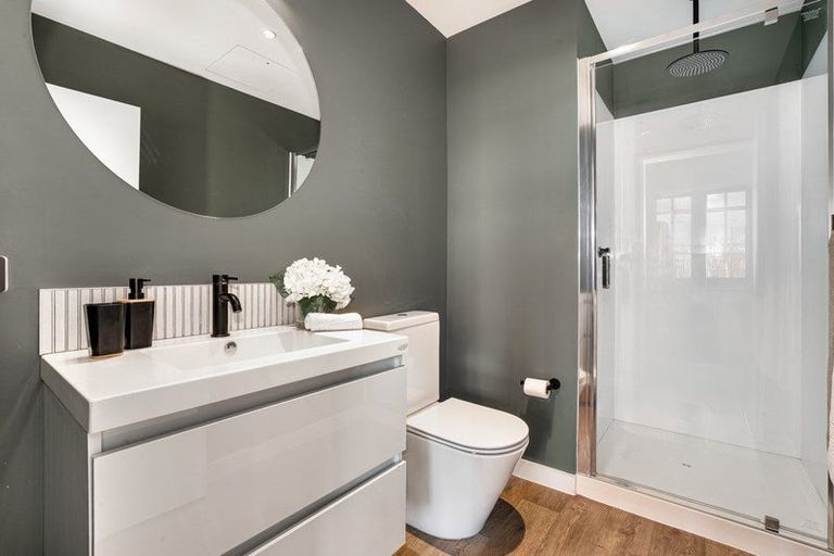 Photo of property in Unit 307,l3, 307/14 Laings Road, Hutt Central, Lower Hutt, 5010