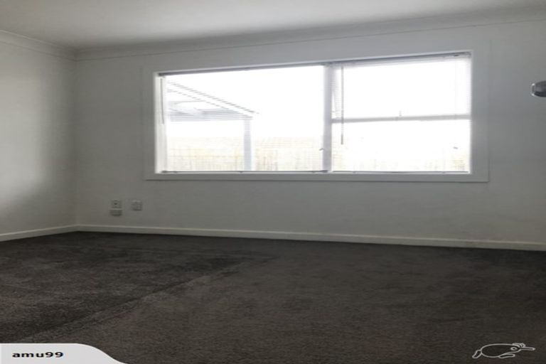 Photo of property in 59 Ravenwood Drive, Forrest Hill, Auckland, 0620