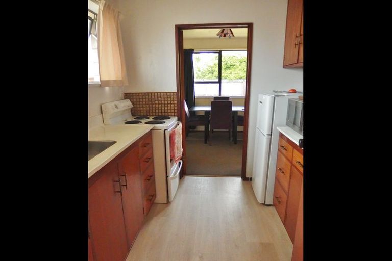 Photo of property in 3/92 Avenue Road, West End, Timaru, 7910