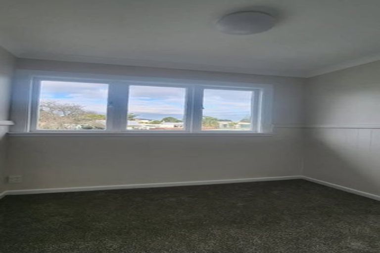 Photo of property in 5 Lane Road, Weymouth, Auckland, 2103