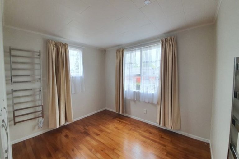 Photo of property in 34 Ashgrove Road, Mangere, Auckland, 2022