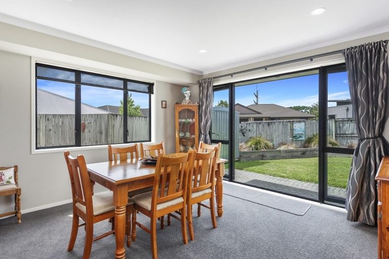 Photo of property in 19 Wiltshire Drive, Huntington, Hamilton, 3210