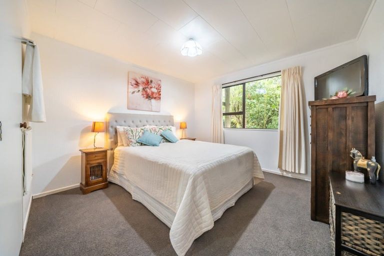 Photo of property in 20 Roys Road, Plimmerton, Porirua, 5026