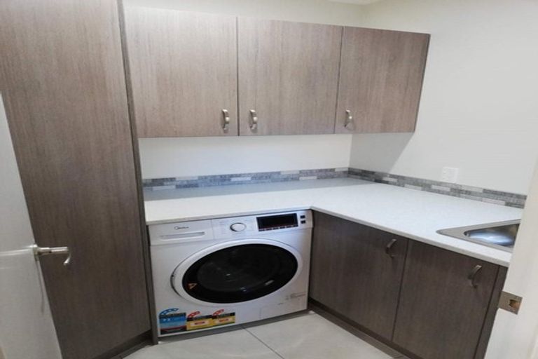 Photo of property in 6/31 Brockworth Place, Riccarton, Christchurch, 8011