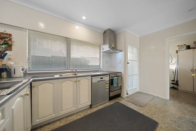 Photo of property in 19 Hanover Place, Pahurehure, Papakura, 2113